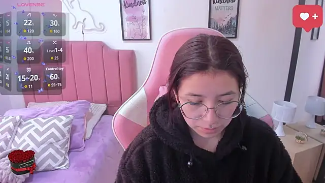 Amy joones online show from 12-22-25, 12:24