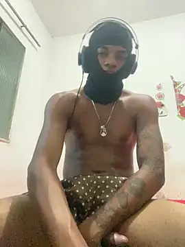 Snapshot of PAUBRASILEIRORJ chatting on 01-22-25, 01:20 PAUBRASILEIRORJ online show from 01-22-25, 01:20