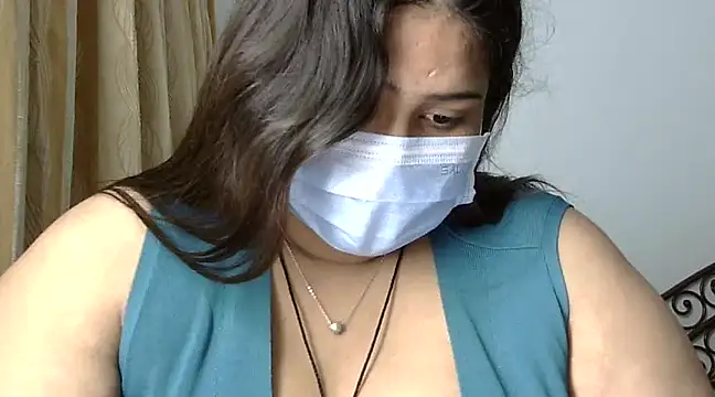 cutelady65 online show from 01-05-25, 03:13