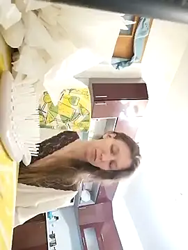 CatFerae online show from 01-29-25, 05:24