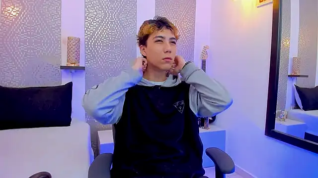 Nikolay Gregori online show from 01-08-25, 04:02