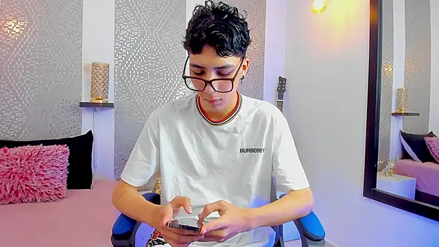 Nikolay Gregori online show from 02-02-25, 04:26