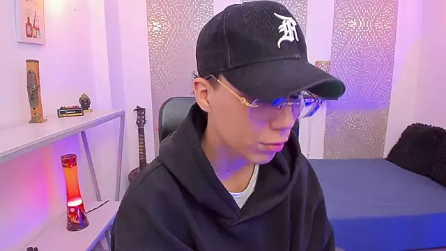 Nikolay Gregori online show from 11-25-25, 04:34