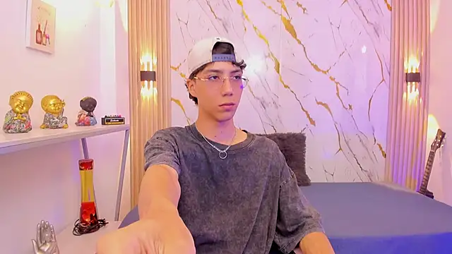 Nikolay Gregori online show from 03-10-26, 04:06