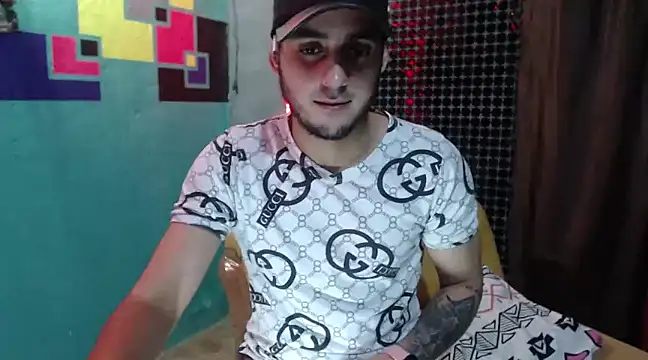 Snapshot of xxxxhotxoxo chatting on 01-17-25, 06:47 xxxxhotxoxo online show from 01-17-25, 06:47