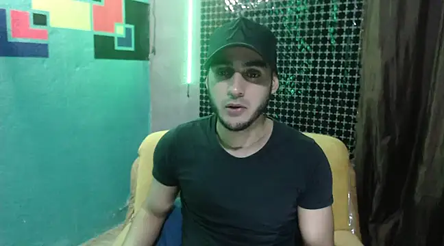 Snapshot of xxxxhotxoxo chatting on 03-07-25, 05:51 xxxxhotxoxo online show from 03-07-25, 05:51