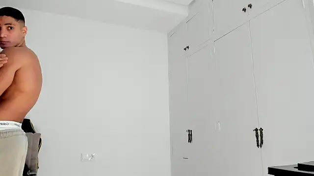 dan01  online show from 02-20-25, 08:28