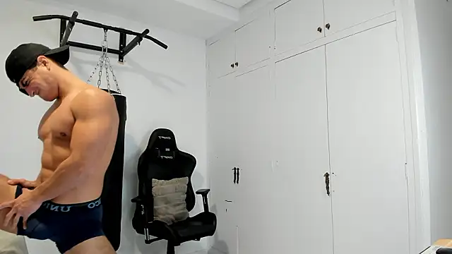 Snapshot of dan01_ chatting on 01-17-26, 09:58 dan01 online show from 01-17-26, 09:58