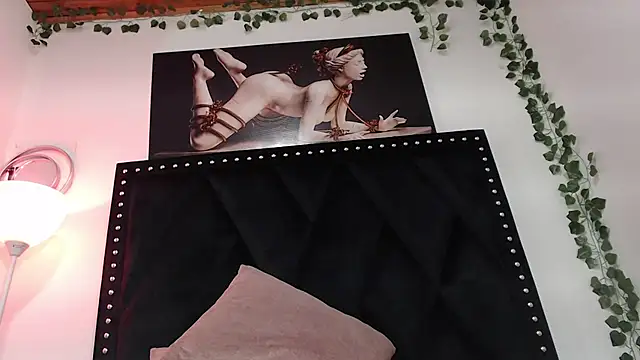 Eda Bonne online show from 01-23-25, 06:35