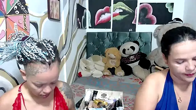 manzanahot9 online show from 11-07-25, 09:31