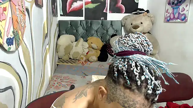 manzanahot9 online show from 11-11-25, 09:42