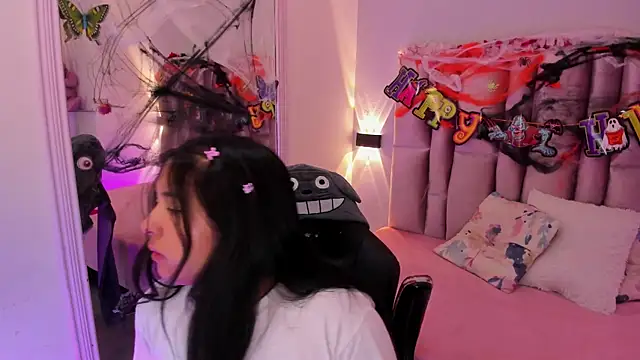 NikyBrookss online show from 10-18-25, 09:43