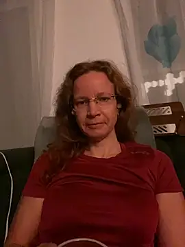 AnnikaRose online show from 11-05-25, 06:46