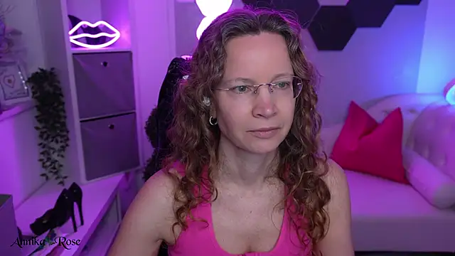 AnnikaRose online show from 02-16-26, 07:26