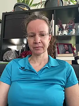 AnnikaRose online show from 02-26-26, 07:40