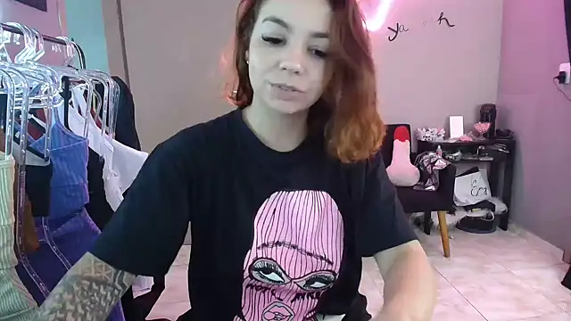 HotRuiva online show from 12-30-24, 07:42