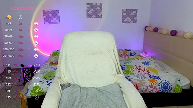 Snapshot of MiaMiki chatting on 01-15-25, 08:48 MiaMiki online show from 01-15-25, 08:48