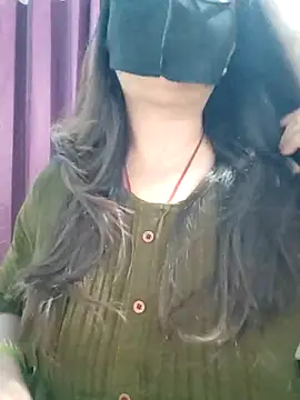 Aishwaryaa 69 online show from 04-09-26, 02:22