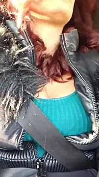 Snapshot of Kitty_Doll69 chatting on 11-30-25, 08:40 Kitty Doll69 online show from 11-30-25, 08:40