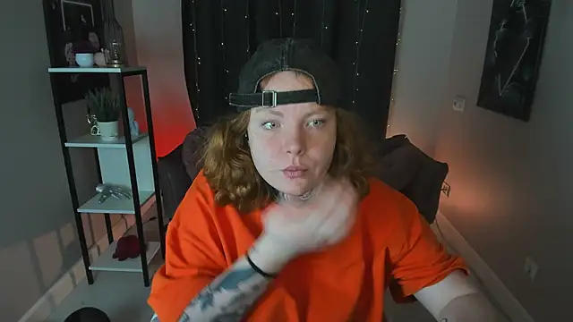 Cassie xKiss online show from 10-15-25, 08:42