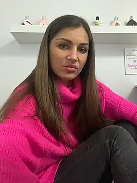 Snapshot of Lanaa19 chatting on 01-25-25, 02:47 Lanaa19 online show from 01-25-25, 02:47