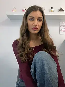 Snapshot of Lanaa19 chatting on 03-20-25, 03:14 Lanaa19 online show from 03-20-25, 03:14