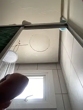 Snapshot of MaryAlbuquerque chatting on 11-12-25, 04:40 MaryAlbuquerque online show from 11-12-25, 04:40