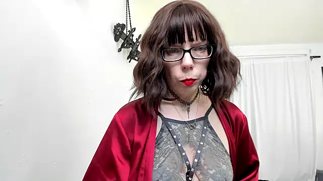 Snapshot of SaraDesirexo chatting on 12-30-24, 01:37 SaraDesirexo online show from 12-30-24, 01:37