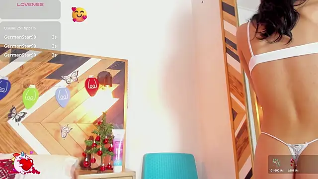 Snapshot of Kathaleiya_Ozz chatting on 12-11-24, 08:39 Kathaleiya Ozz online show from 12-11-24, 08:39