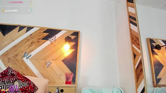 Snapshot of Kathaleiya_Ozz chatting on 10-25-25, 07:52 Kathaleiya Ozz online show from 10-25-25, 07:52