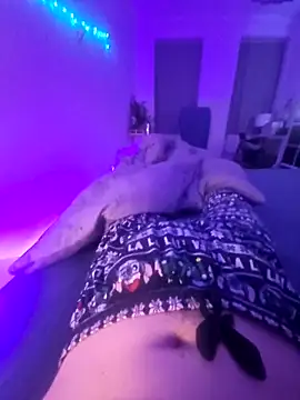 Knicklicht1xh online show from 12-18-25, 01:11