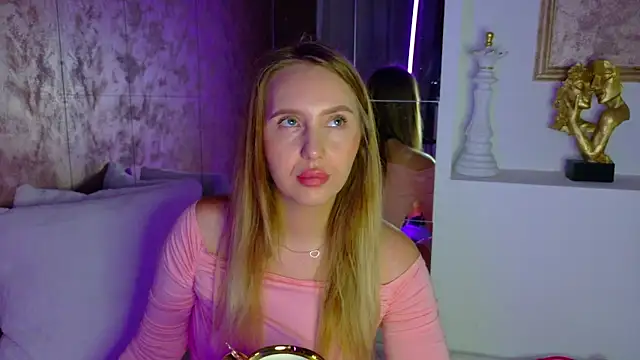 Snapshot of lexy_a chatting on 12-04-25, 04:55 lexy a online show from 12-04-25, 04:55