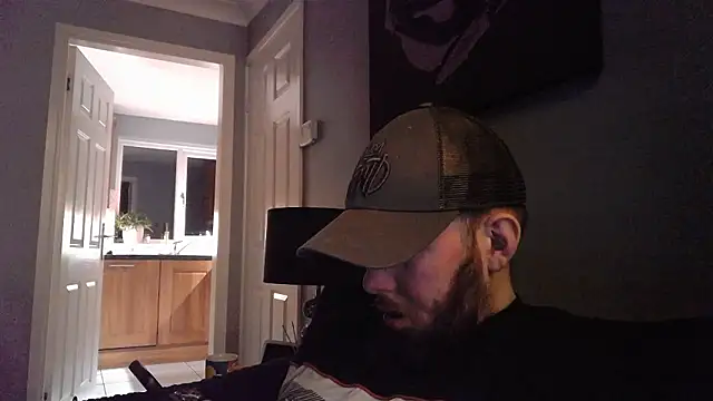 Snapshot of Chubbydan chatting on 12-04-24, 06:11 Chubbydan online show from 12-04-24, 06:11