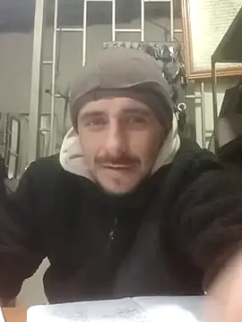 Snapshot of fire_menxxx001 chatting on 09-12-25, 08:25 fire menxxx001 online show from 09-12-25, 08:25