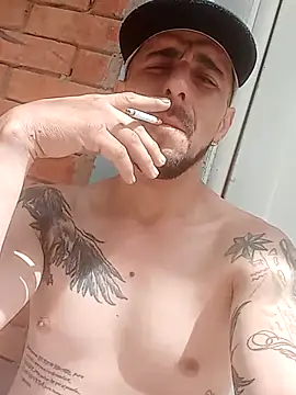 Snapshot of fire_menxxx001 chatting on 09-13-25, 06:40 fire menxxx001 online show from 09-13-25, 06:40