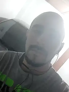 Snapshot of fire_menxxx001 chatting on 09-15-25, 05:29 fire menxxx001 online show from 09-15-25, 05:29