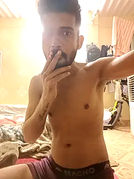 saggy1218 online show from 11-02-25, 09:17