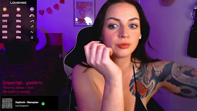 Billiexxox online show from 01-15-25, 08:37