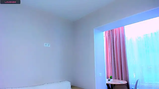 Feral  berry   online show from 02-21-26, 08:48