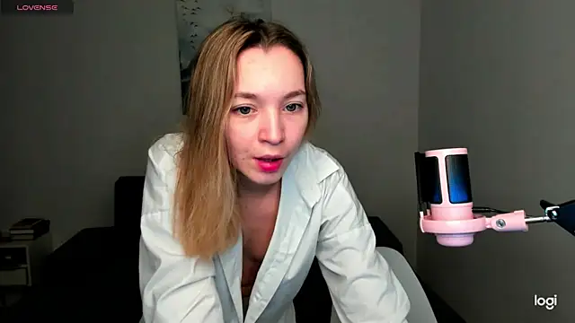 MiaThaine online show from 12-08-24, 01:02