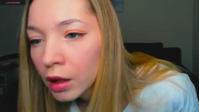 MiaThaine online show from 01-02-25, 01:06