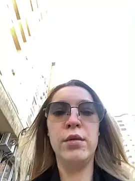 MiaThaine online show from 02-10-25, 12:29