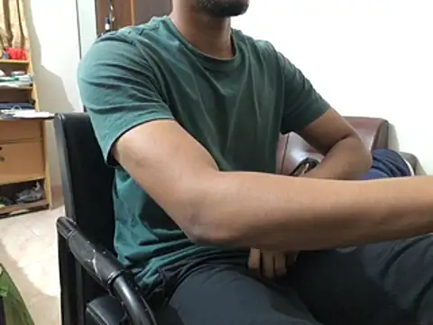 Zeuhorny online show from 11-17-25, 10:04