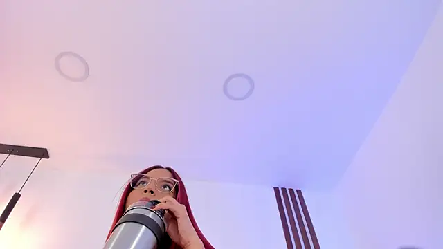 Scarlett Morgan  online show from 12-15-25, 08:02