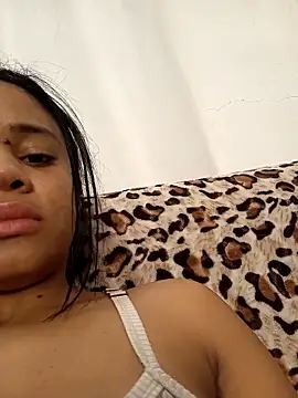 Snapshot of Sexy-manyu chatting on 02-17-25, 03:25 Sexy-manyu online show from 02-17-25, 03:25