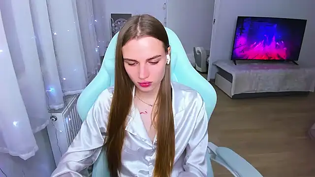 StellaLawless online show from 12-20-24, 11:05