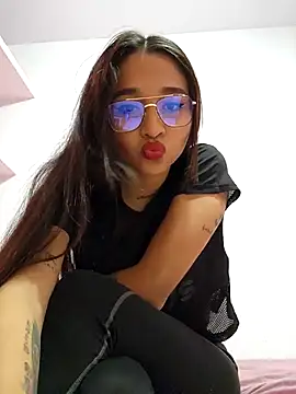 GLIANGELI online show from 02-16-25, 08:11