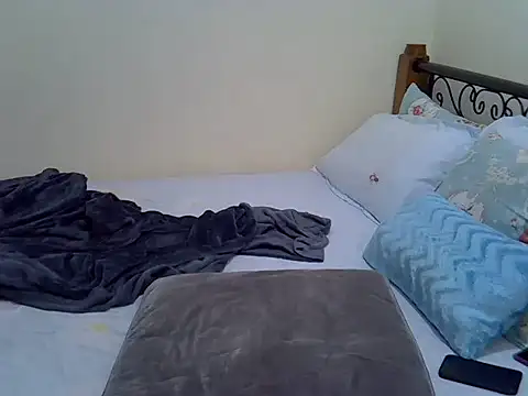 Sweet Bear online show from 10-12-25, 05:17