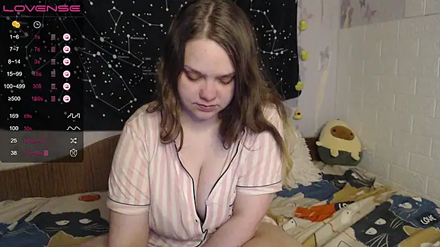 Snapshot of darling_tony chatting on 11-28-25, 05:37 darling tony online show from 11-28-25, 05:37