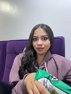 abbymnd online show from 09-19-25, 04:14